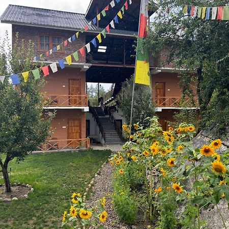 Toshim Homestay Sangla Luaran gambar