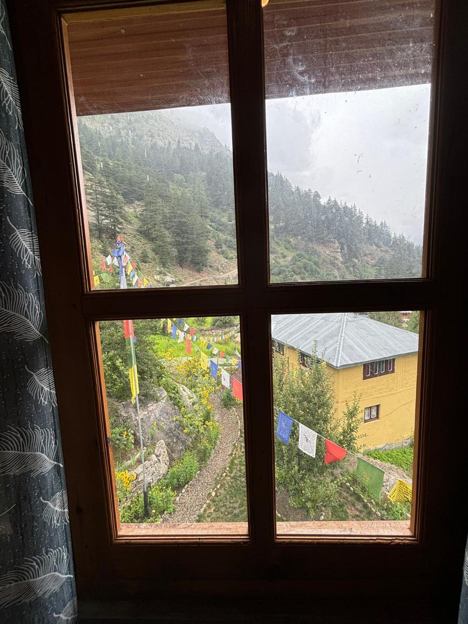 Toshim Homestay Sangla Luaran gambar