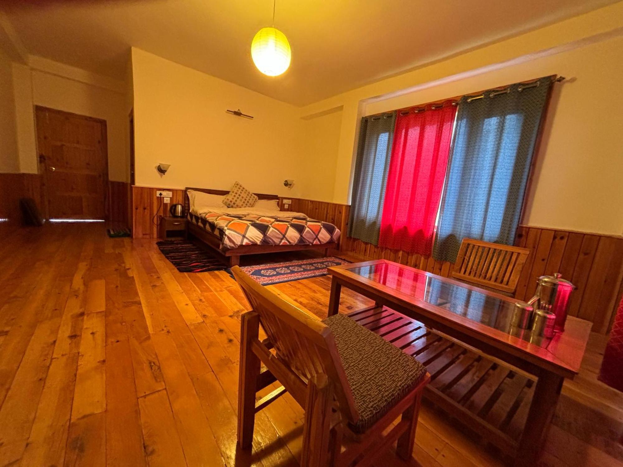 Toshim Homestay Sangla Luaran gambar