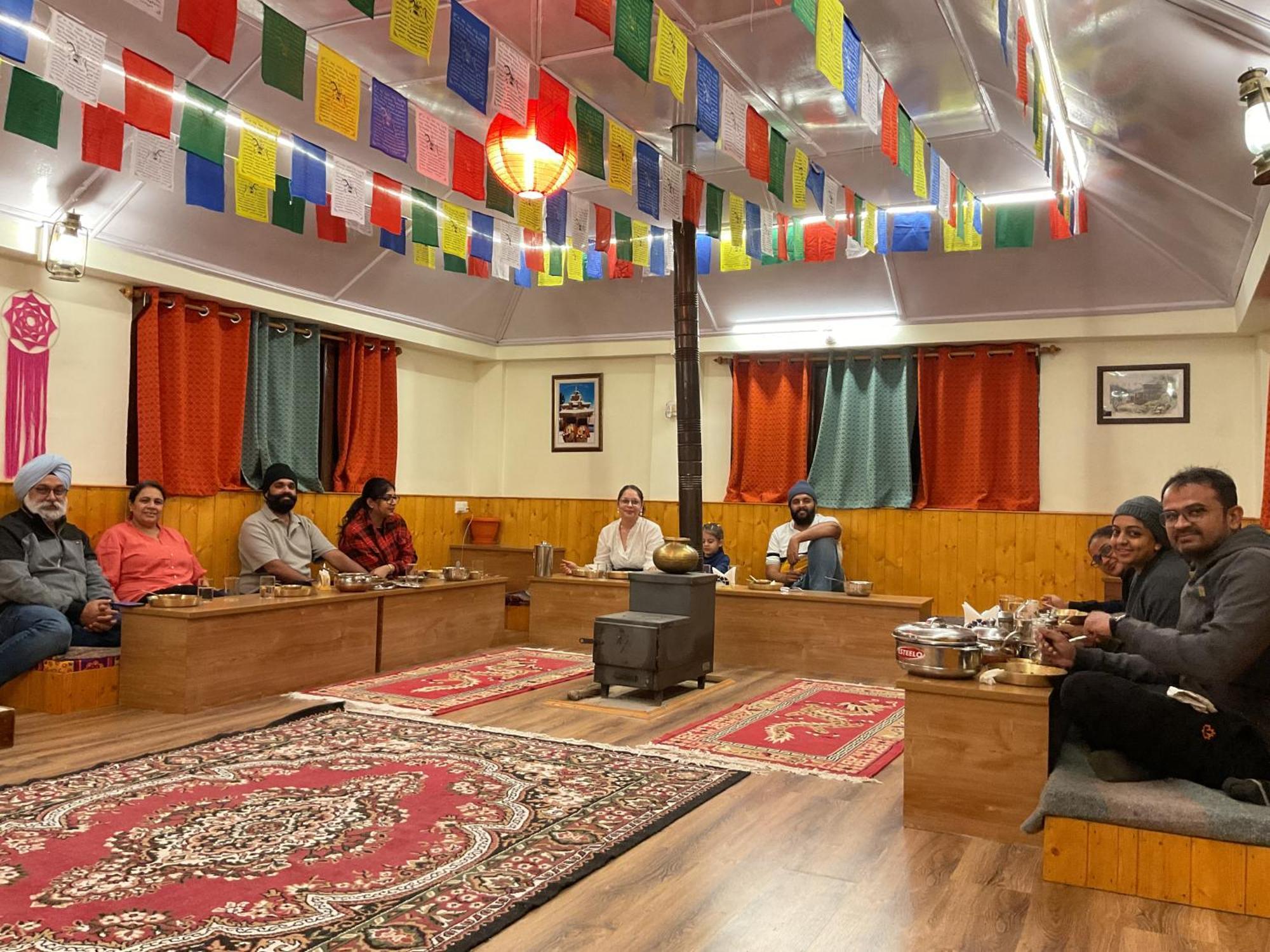 Toshim Homestay Sangla Luaran gambar