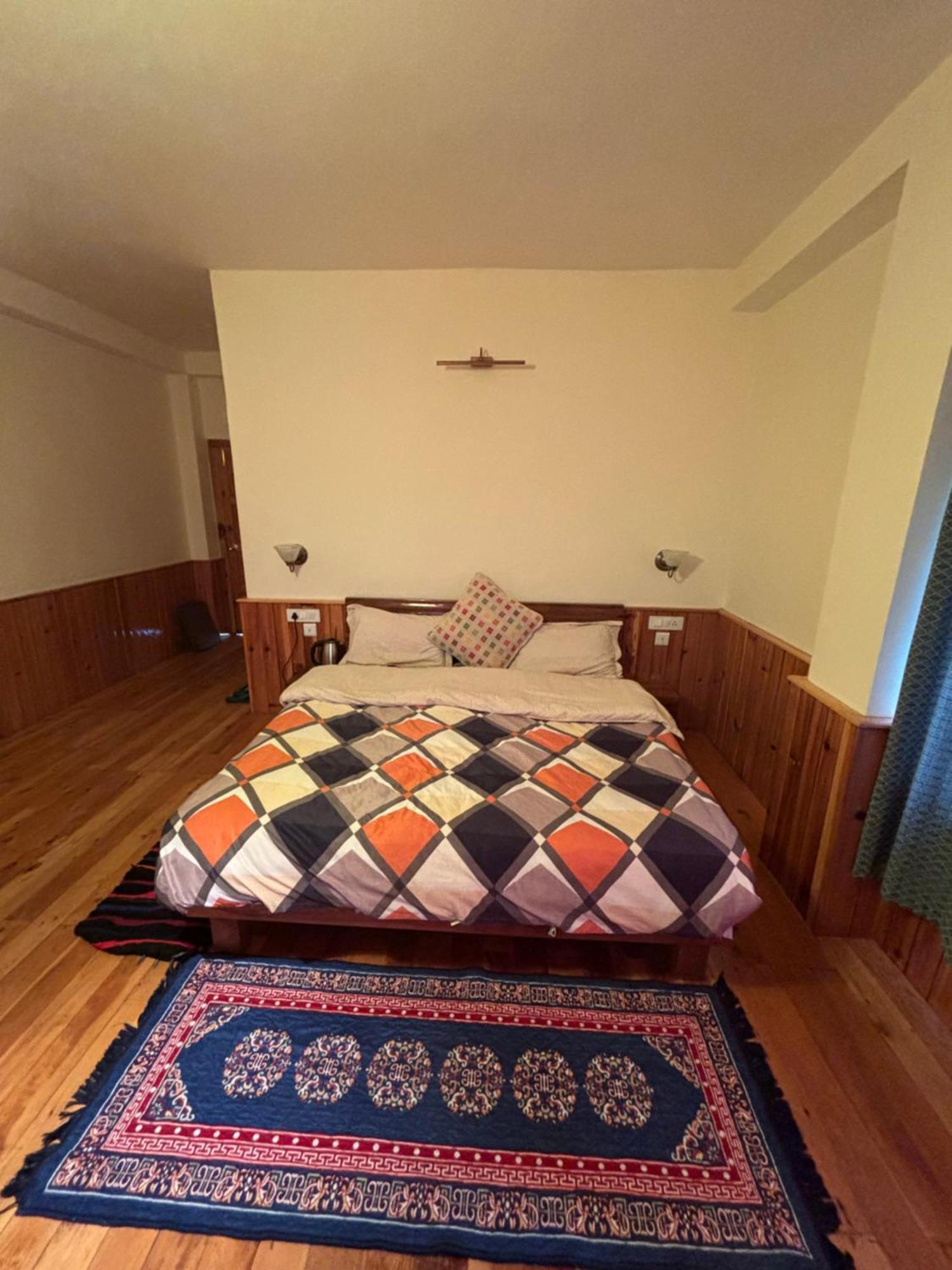 Toshim Homestay Sangla Luaran gambar